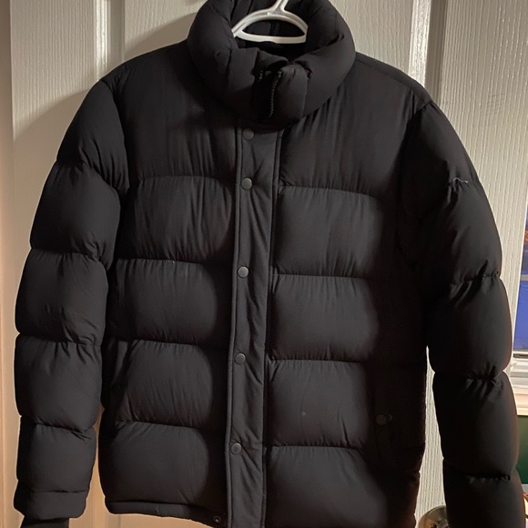 Black Tna Super Puff Jacket - Picture 1 of 1